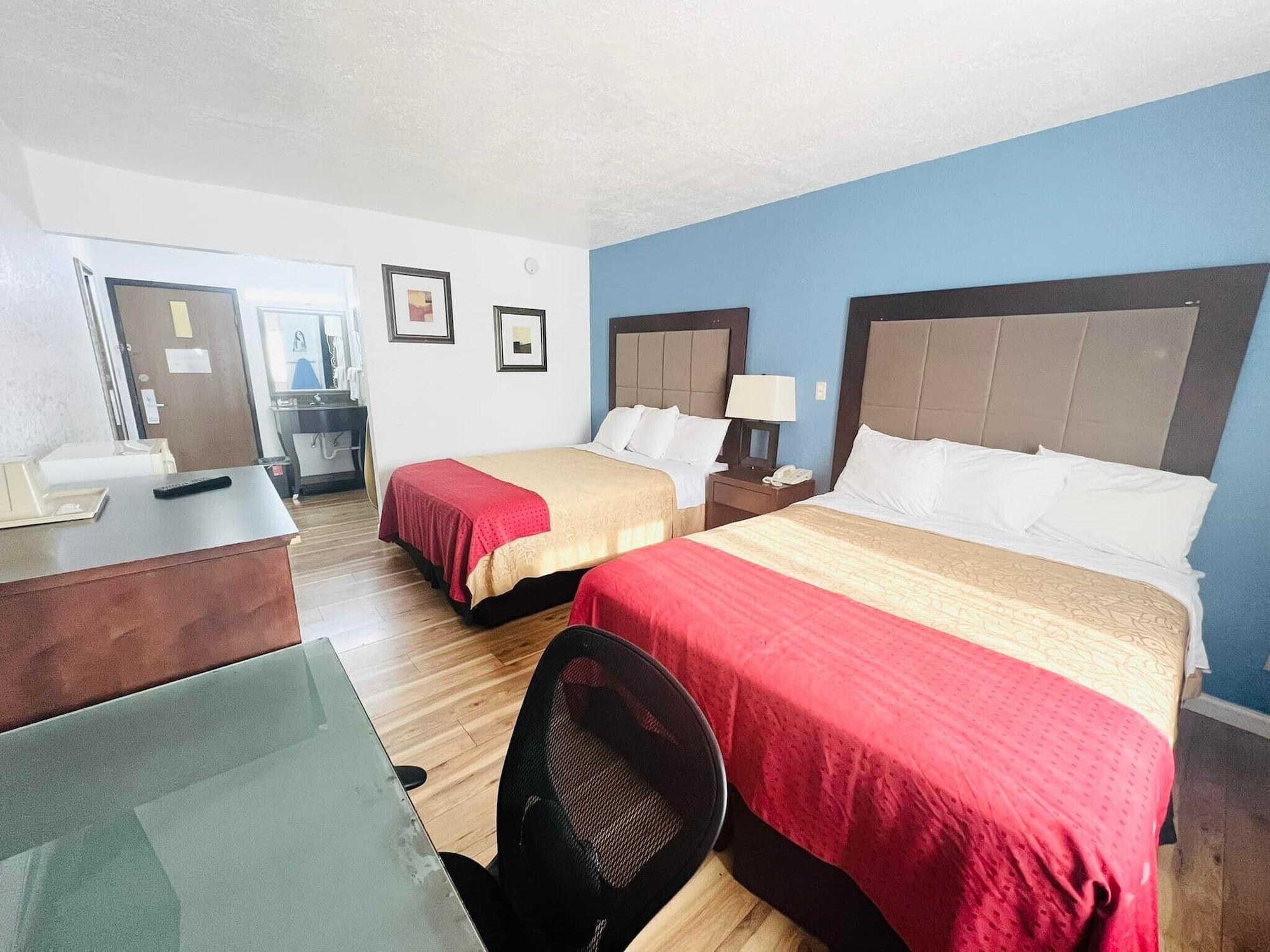 Super 8 By Wyndham Fort Scott Bagian luar foto